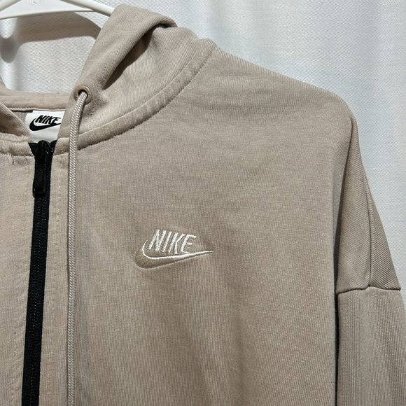 NIKE Women’s Tan Full Zip Jacket Size Small - Picture 2 of 9
